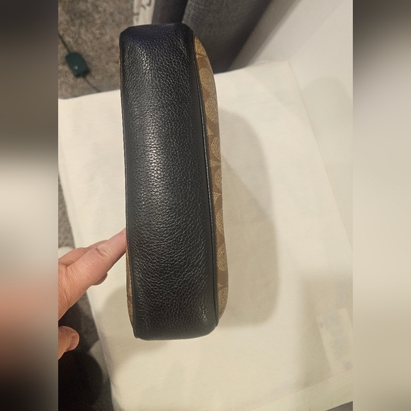 Coach Ellie File Bag Signature Canvas Women's Crossbody Purse - Picture 9 of 16